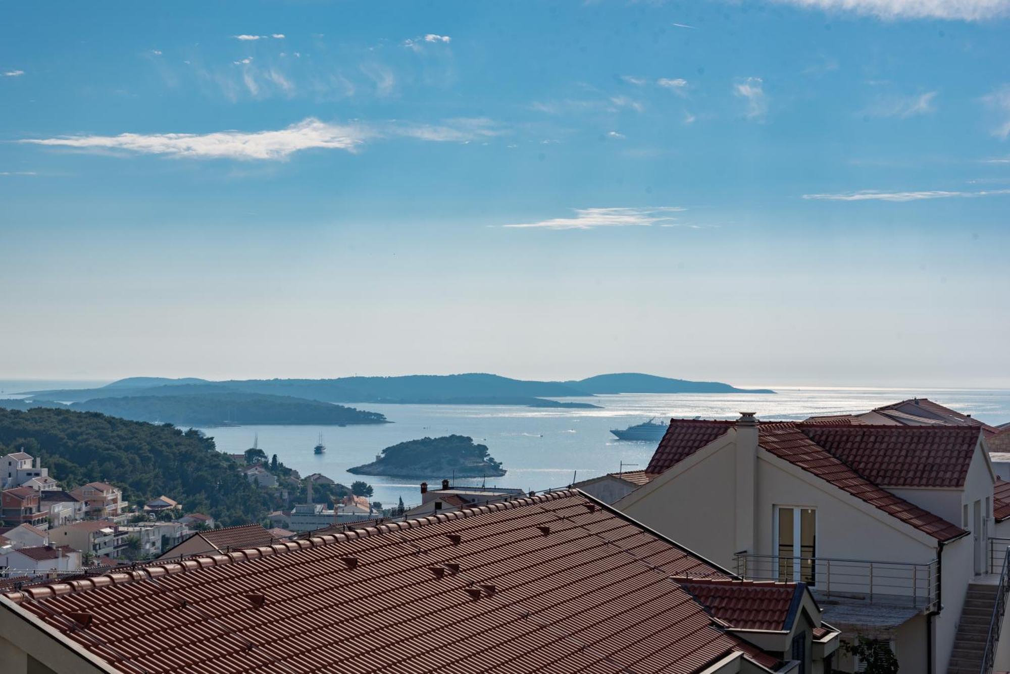 Apartments Mazuran Hvar Town Exterior foto